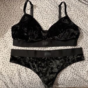 VS PINK Black Velour Set